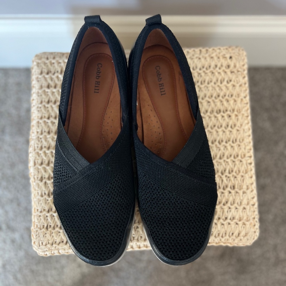 Cobb Hill Black Crossover Penfield Slip-On Sneaker - Women's size 9 - Picture 7 of 8